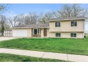 427 Topeka Drive, Lake Mills, WI 53551