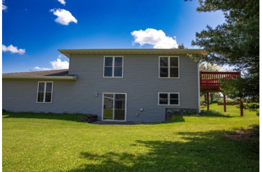 1396 Bea Ann Drive B, Dodgeville, WI 53533