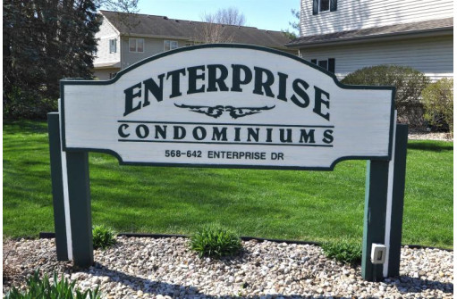 562 Enterprise Drive F, Verona, WI 53593