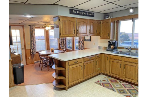 2889 Slaats Road, Cuba City, WI 53807-9541