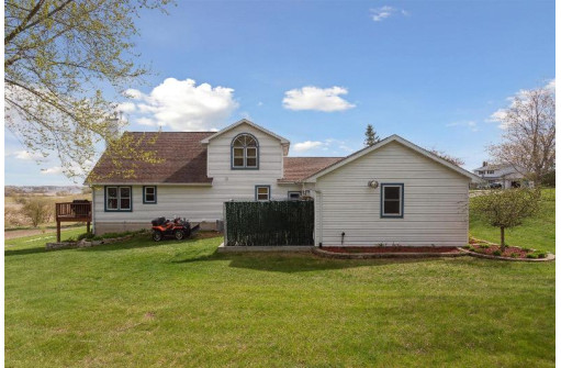 N5776 W Horseshoe Road, Horicon, WI 53032