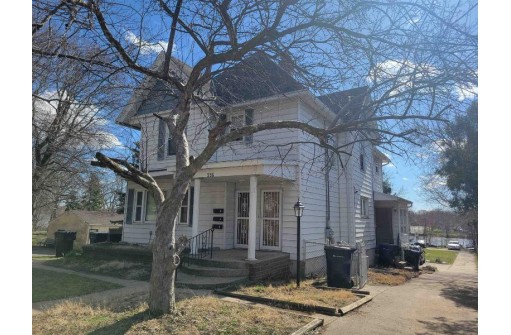 556 S Main Street, Janesville, WI 53545