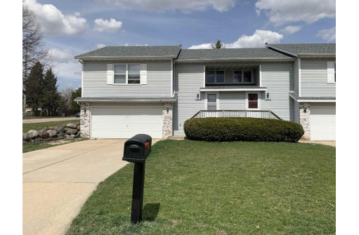 1642 Sapphire Way, Sun Prairie, WI 53590