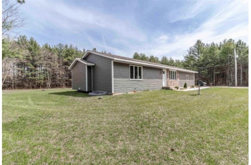 11253 County Road Z, Nekoosa, WI 54457