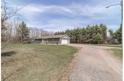 11253 County Road Z, Nekoosa, WI 54457