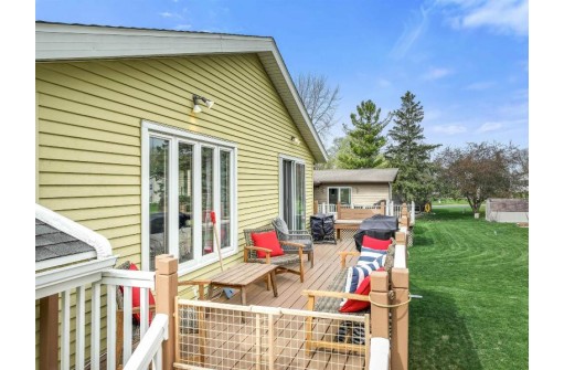 1064 Bayberry Drive, Watertown, WI 53098