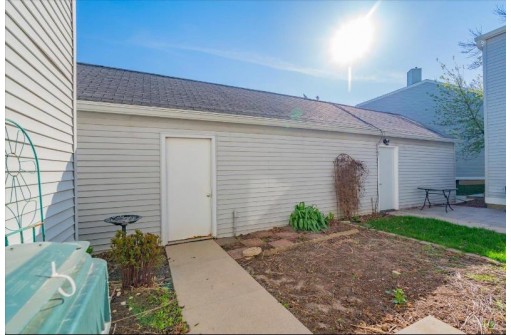 2030 Post Road, Madison, WI 53713