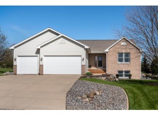 6688 Parkway Drive Sun Prairie, WI 53590