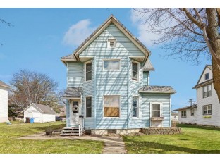 303 W Main Street Waunakee, WI 53597