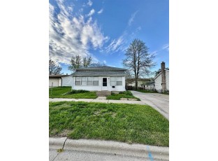 611 Mansion Street Mauston, WI 53948