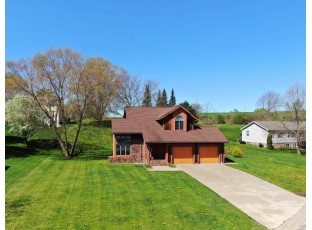 107 Kimball Avenue Elroy, WI 53929