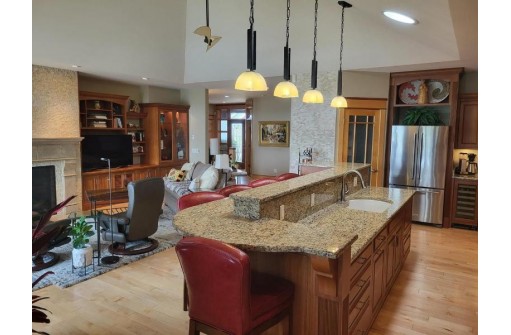 1922 Pheasant Run Drive, Marshfield, WI 54449