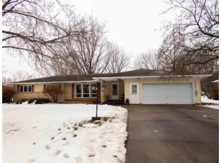 422 Wildwood Court Marshfield, WI 54449