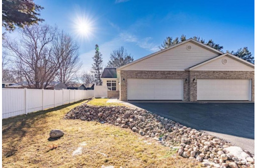 927 Pinewood Lane 002, Wausau, WI 54403