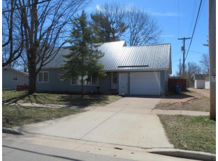 1305 East 2nd Street Merrill, WI 54452