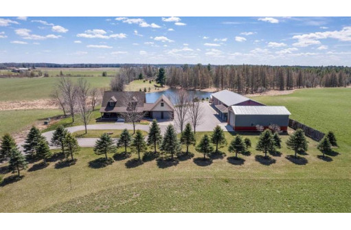 6881 North Star Road, Sharon, WI 54423