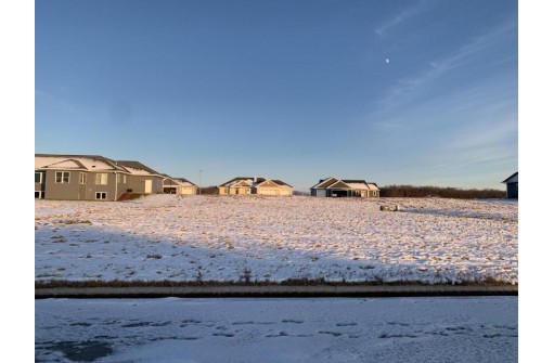 1511 Woodcrest Street LT30, Howards Grove, WI 53083