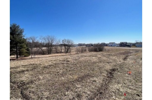 W206N17570 Hidden Creek Road, Jackson, WI 53037