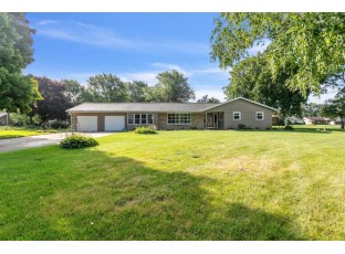 5631 1st Place Kenosha, WI 53144