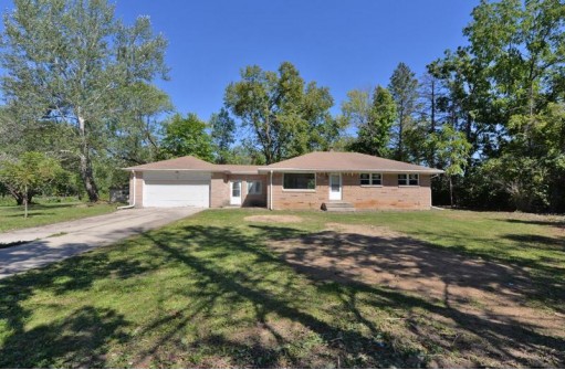 3620 West Southland Drive, Franklin, WI 53132