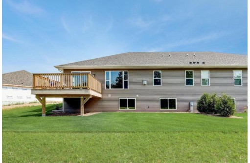 5216 Briarwood Circle, Racine, WI 53402