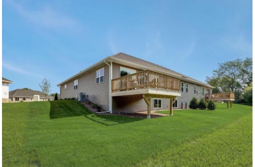 5216 Briarwood Circle, Racine, WI 53402