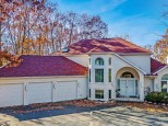 2822 Moelter Drive Lake Geneva, WI 53147