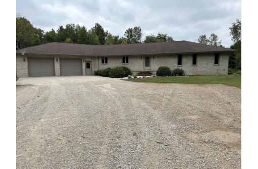 1823 Pheasant Drive, Manitowoc, WI 54220