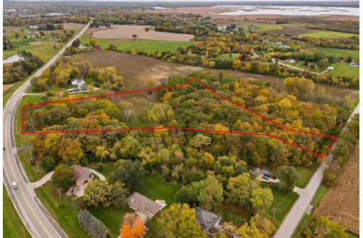 LT2 Parker Drive, Muskego, WI 53150