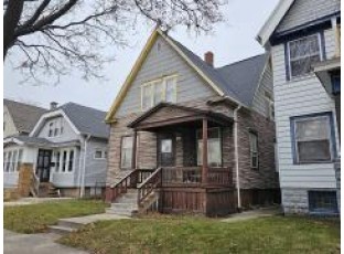 2908 West Clarke Street Milwaukee, WI 53210-2638