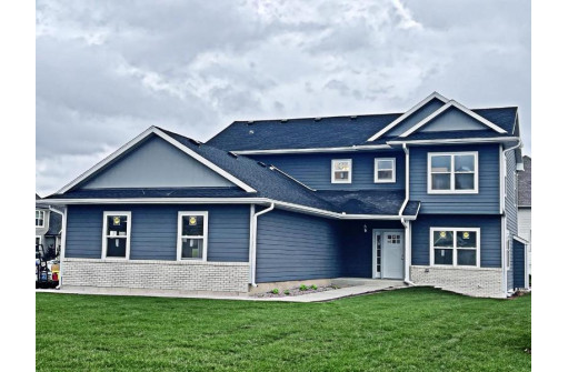 4876 South 35th Street LT1, Greenfield, WI 53221