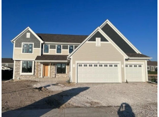 1611 White Deer Trail Waukesha, WI 53189