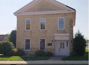 1207 55th Street UPPER Kenosha, WI 53140-3665