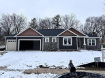 513 Pheasant Trail Deerfield, WI 53531