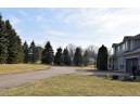 303 Trail Of Pines Lane 305, Burlington, WI 53105-0000