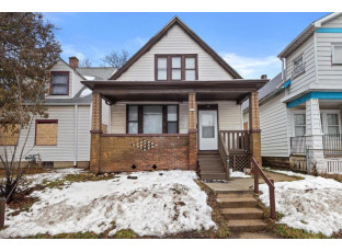 2622 North 20th Street Milwaukee, WI 53206