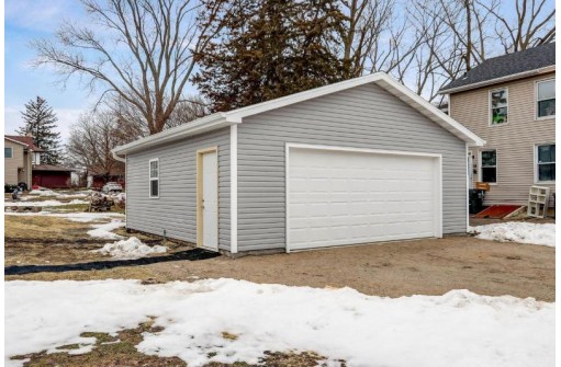 406 West Whitewater Street, Whitewater, WI 53190-1942