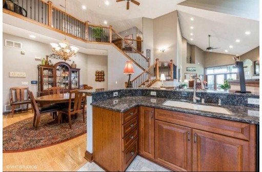 7500 West Tuckaway Pines Circle, Franklin, WI 53132