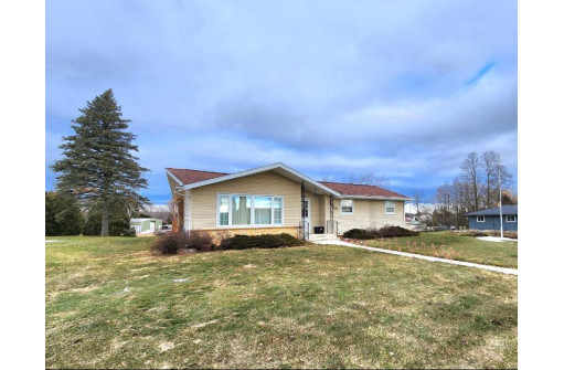 1210 Bittersweet Lane, Howards Grove, WI 53083