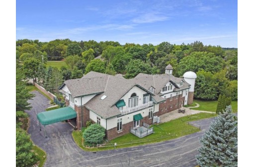 W3216 South Lakeshore Drive 3, Lake Geneva, WI 53147