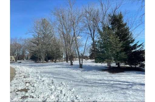 N5730 Whitetail Court, Green Lake, WI 54941-9444