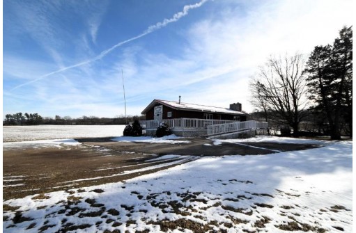 W3867 State Road 23, Princeton, WI 54968-8704