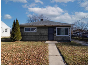 5712 North 61st Street Milwaukee, WI 53218