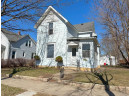 1227 Redfield Street, La Crosse, WI 54601-5638