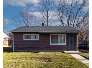 5724 North 62nd Street Milwaukee, WI 53218