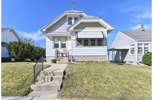 2363 South 73rd Street, West Allis, WI 53219-1805