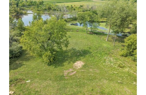 3899 Beaver Dam Road, West Bend, WI 53090-9301