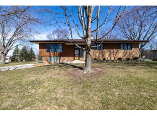 W174N9886 Wendy Lane Germantown, WI 53022