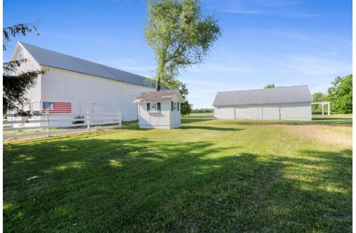 W512 Hafs Road, Genoa City, WI 53128-1113