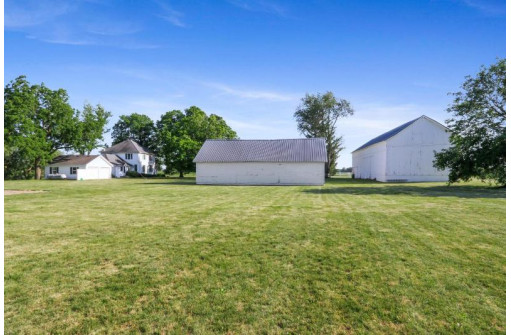 W512 Hafs Road, Genoa City, WI 53128-1113